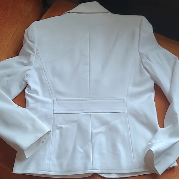 White Two Button Blazer - Picture 3 of 10